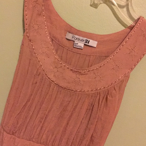 Dusty rose top forever 21 - Picture 2 of 8
